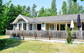 Four-Bedroom Holiday Home in Kopingsvik, Köpingsvik